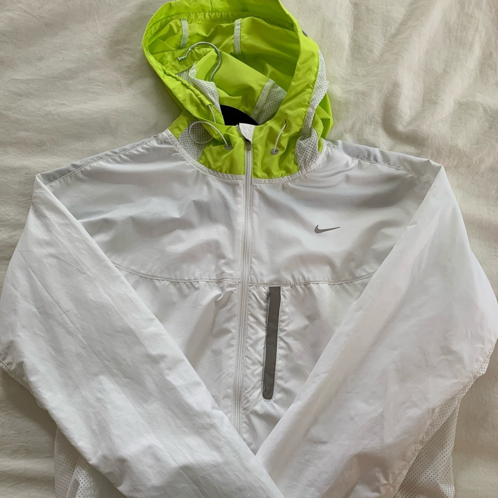 white nike windbreaker